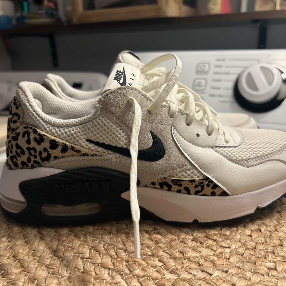 Nike Air Max Leopard Print Women's Sneakers